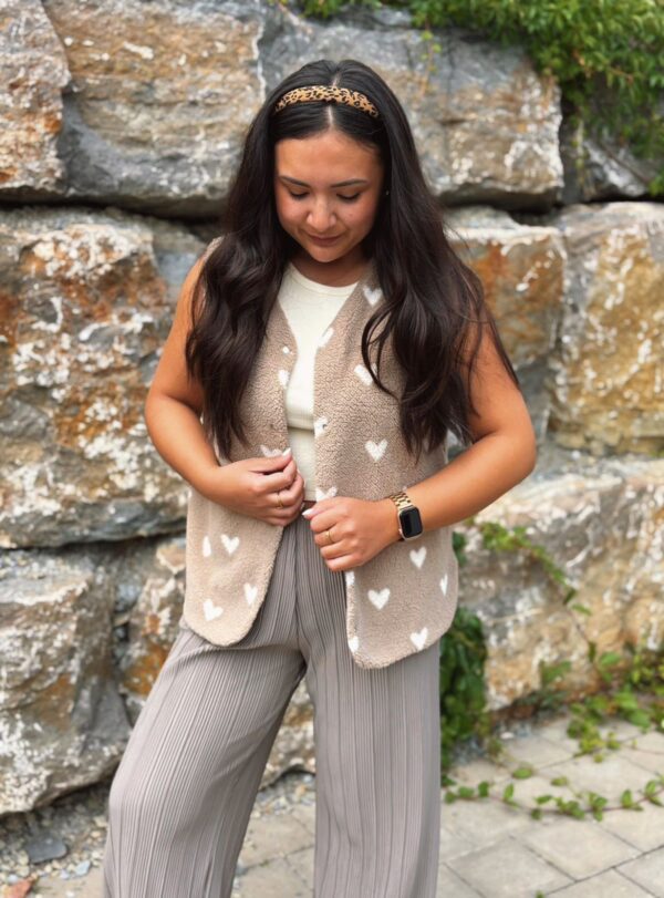 0cd08e4b-ff3b-47a3-b363-ab429d479317 Teddy Weste Damen